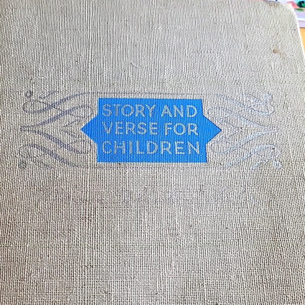 Vintage story and verse book